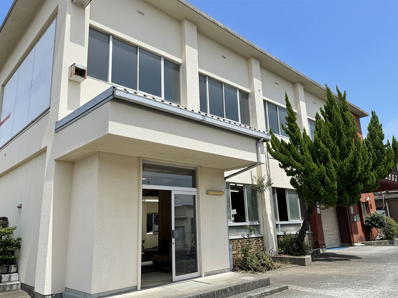 中古介護ベッド倉庫外観